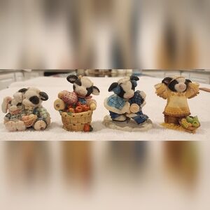 Mary Moo Moos Figurines
